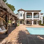 Olivos Boho Style Pool Tranquile Villa
