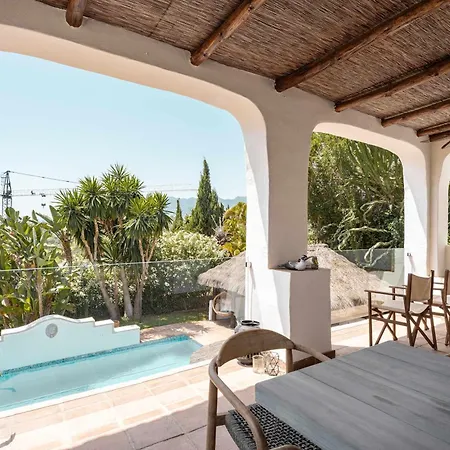 Olivos Boho Style Pool Tranquile מארבלה