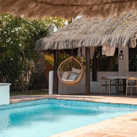 Olivos Boho Style Pool Tranquile Villa *