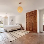 Vila Olivos Boho Style Pool Tranquile